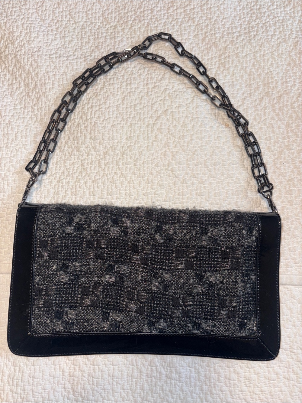 Low start Tory Burch Reva Tweed Fabric/Leather Clutch in EUC. - Picture 9 of 10